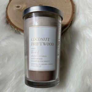 VH Home Coconut Driftwood Candle